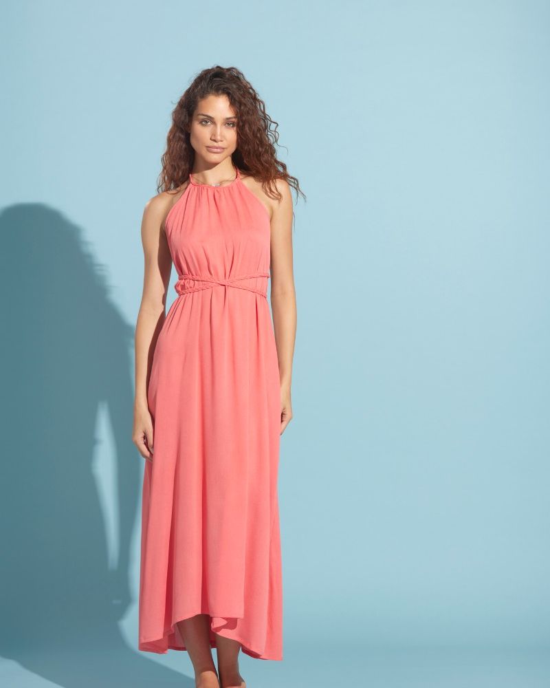 Abitino mare donna in viscosa con scollo halter e dettaglio laccio treccina da annodare dietro al collo, scollatura con schiena scoperta con laccio treccina da annodare in vita   Composizione: 100% viscosa  