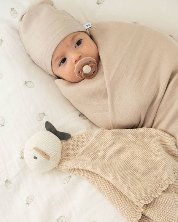 Doudou, fatto a Maglia - Fish - Sabbia 09