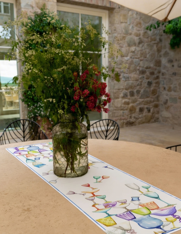 Crystal Runner in Lino