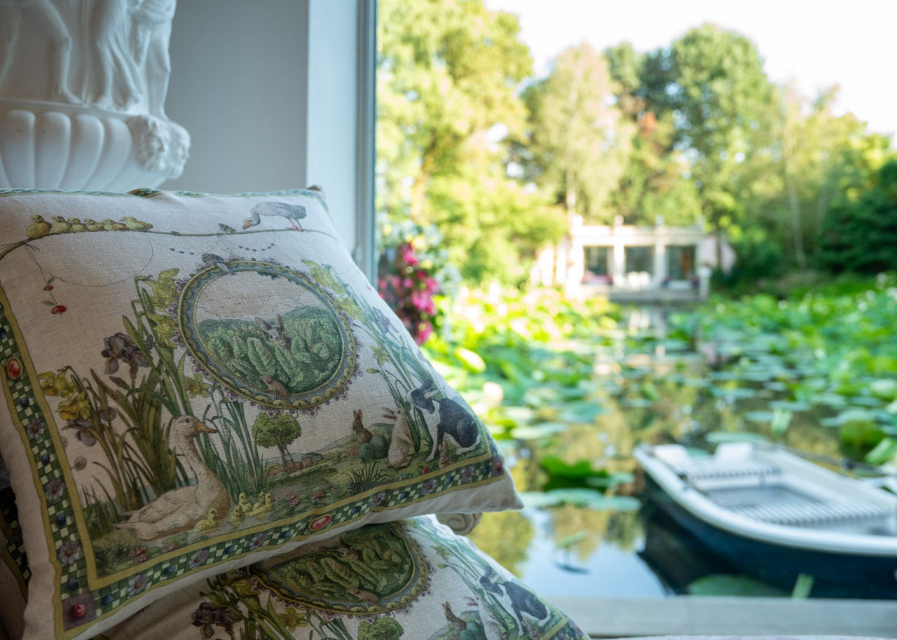 Bunny Garden Mezzero