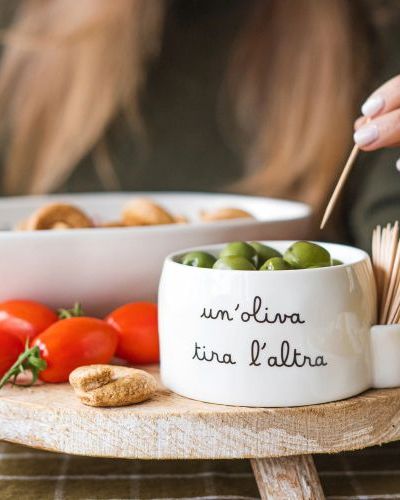 Coppetta aperitivo Un'oliva tira l'altra
